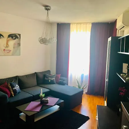 Апартамент Sveta Elena Варна